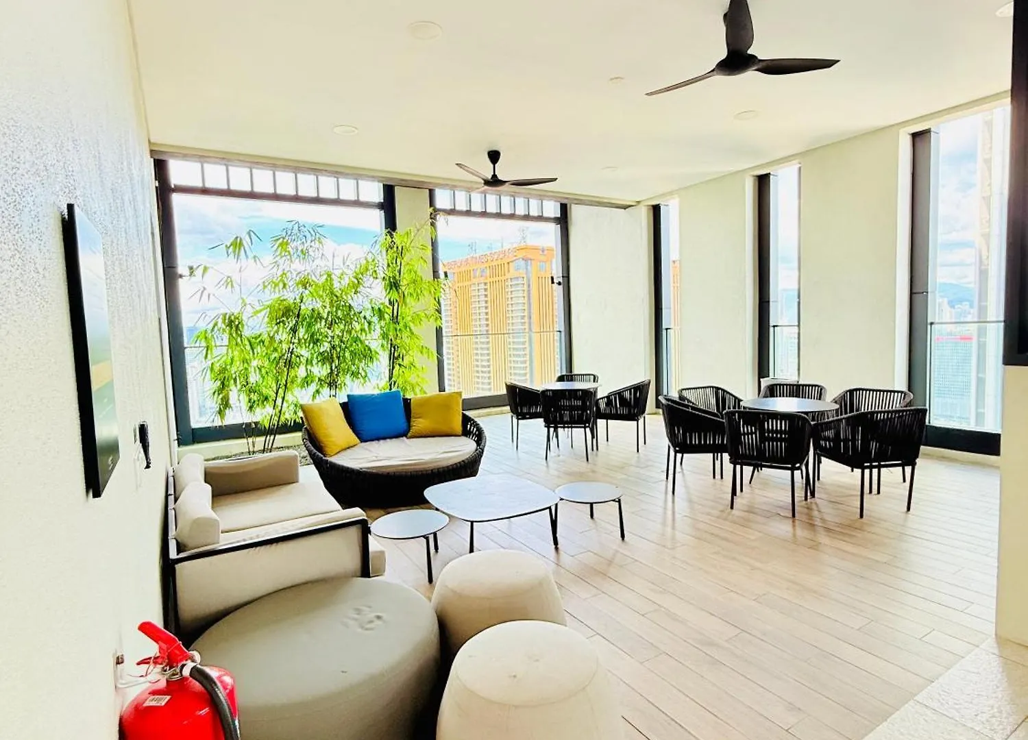 Regal Horizon Apartment Infinity Pool Куала-Лумпур