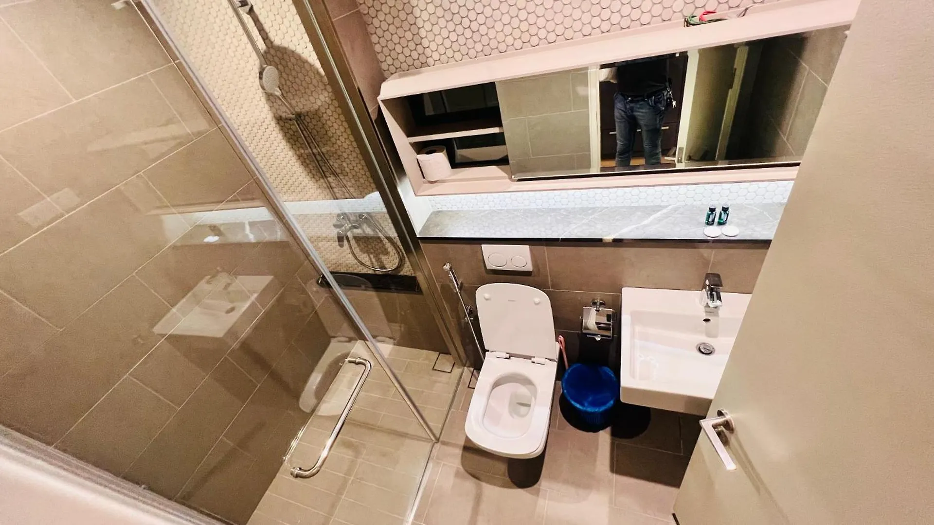 Regal Horizon Apartment Infinity Pool Куала-Лумпур 0*,