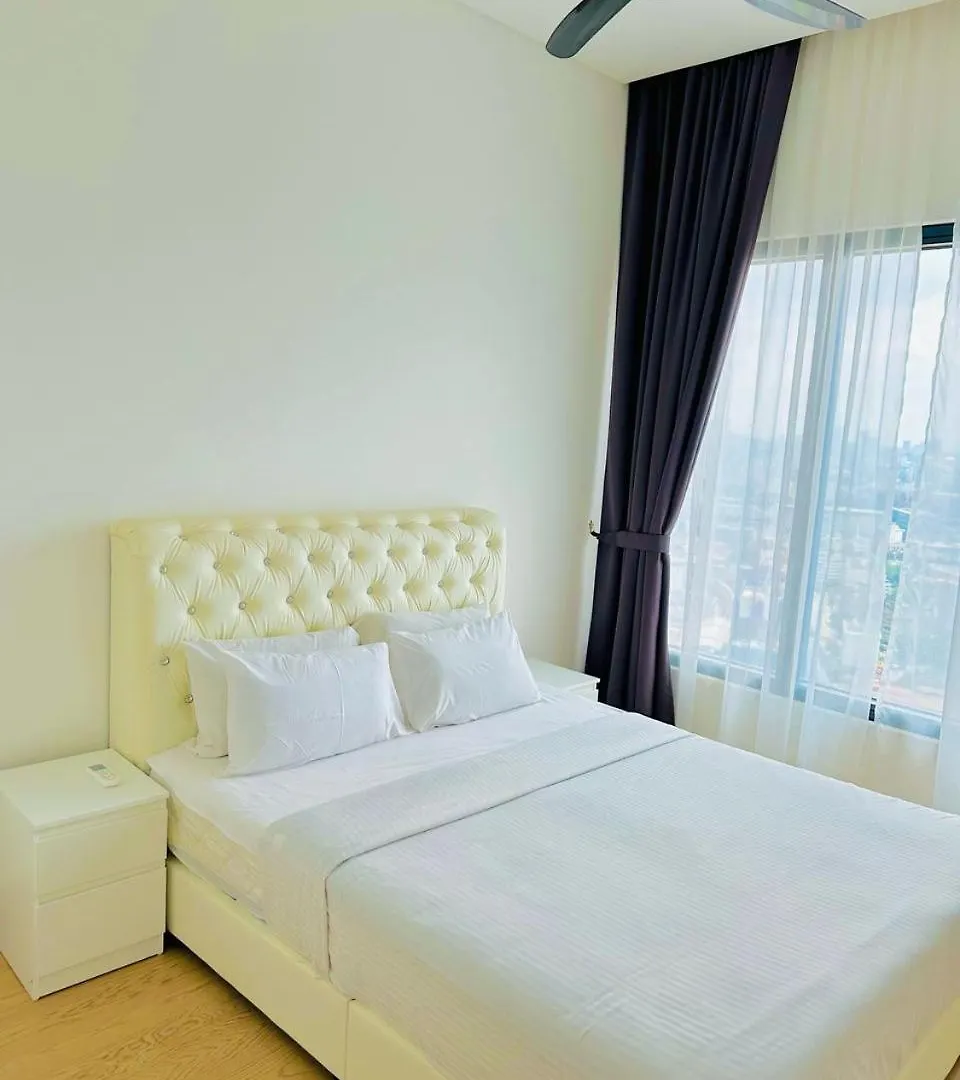 Regal Horizon Apartment Infinity Pool Куала-Лумпур