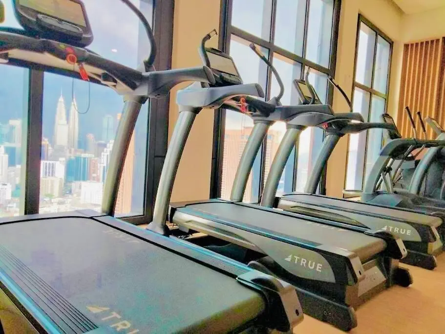 Regal Horizon Apartment Infinity Pool كوالالمبور