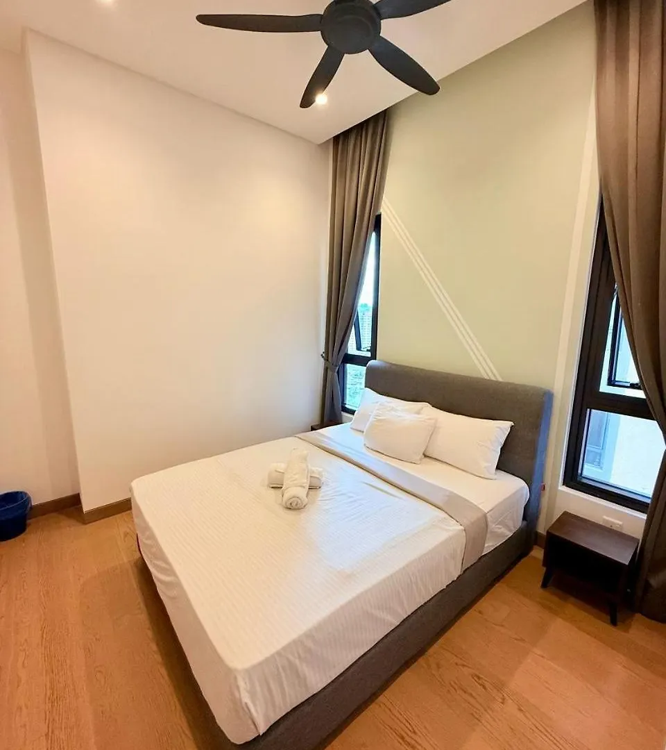 Regal Horizon Apartment Infinity Pool كوالالمبور ماليزيا