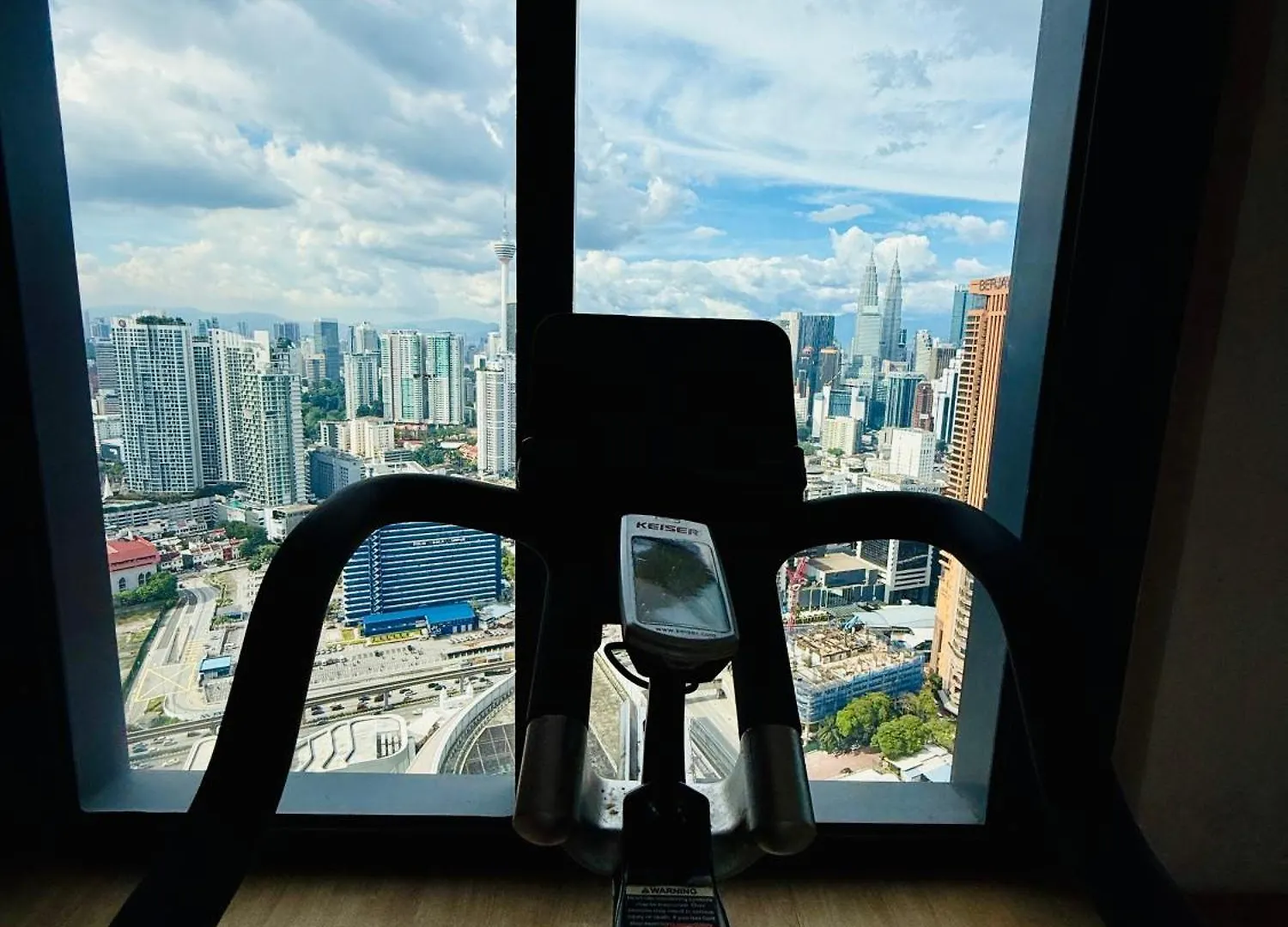 Regal Horizon Apartment Infinity Pool Kuala Lumpur
