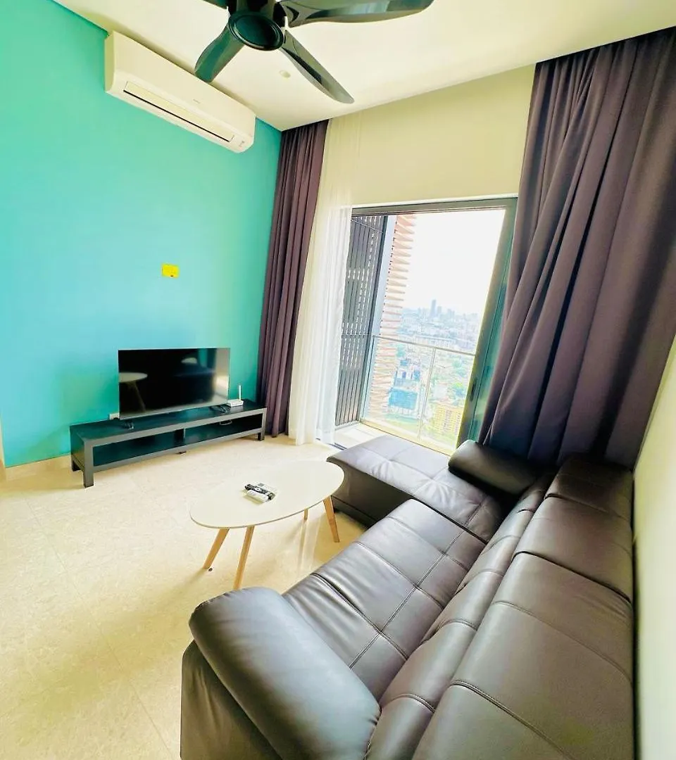 Regal Horizon Apartment Infinity Pool Kuala Lumpur